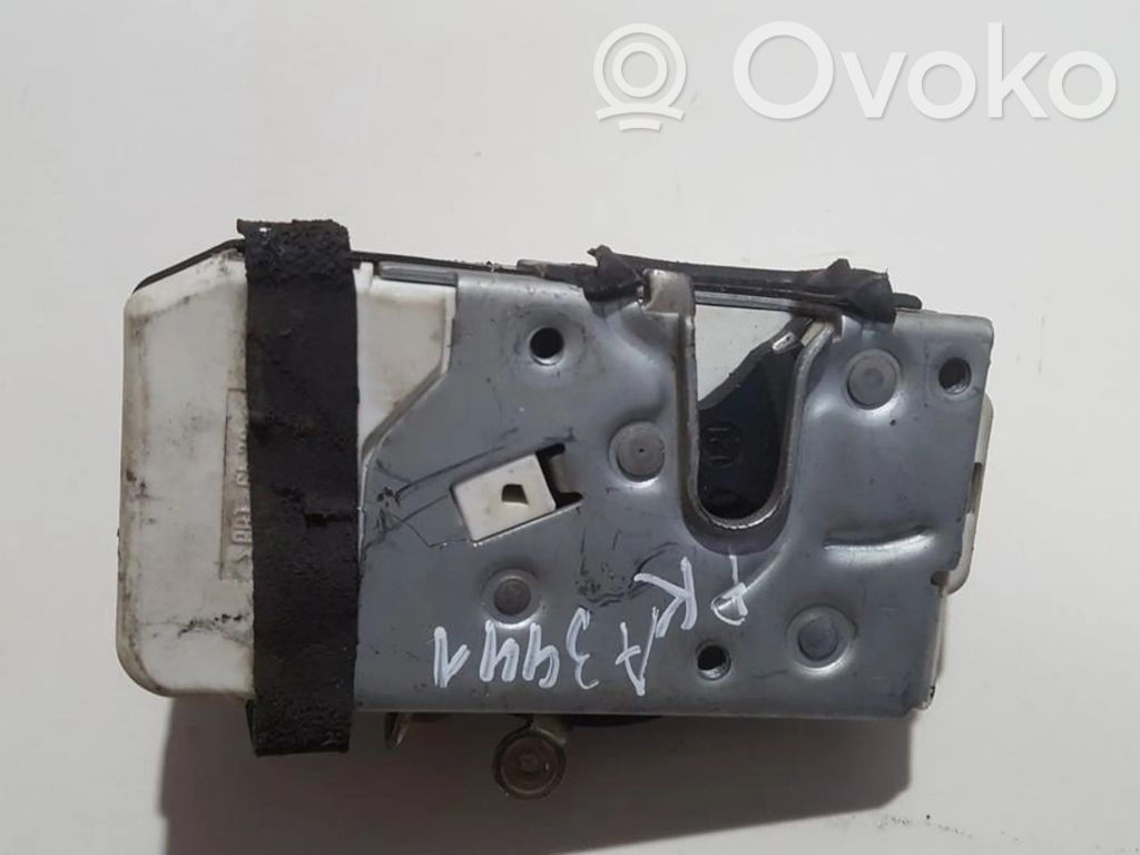 Saab 9-5 Priekšpusē slēdzene 