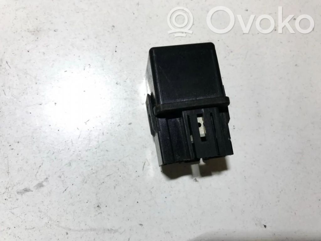 Muu rele   V23134B52X240,V23134B52X240,MB953381,V23134B52X240,V23134B52X240