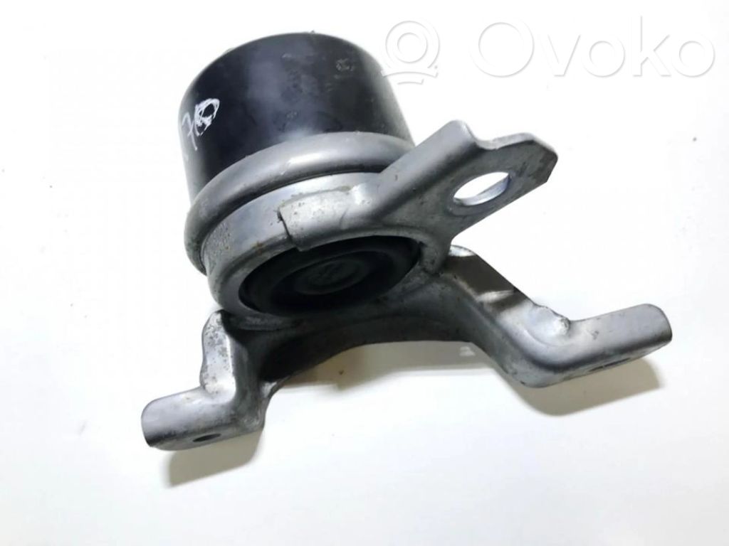 Engine mount bracket   F4SWP,F4SWP