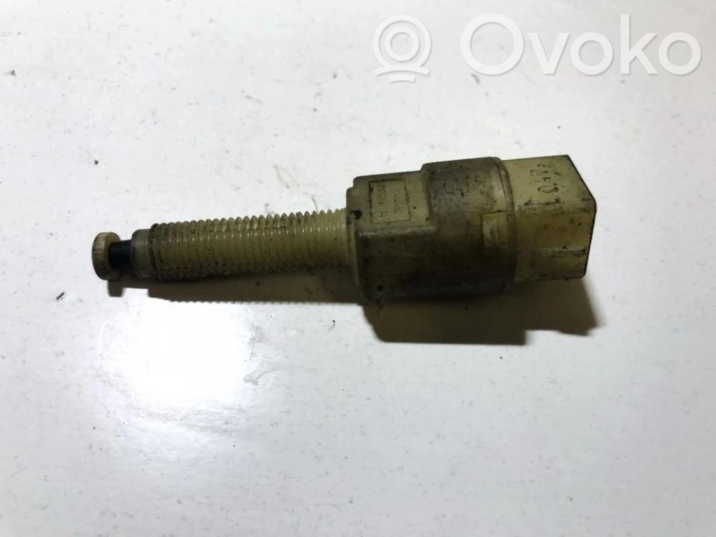 Audi A6 S6 C4 4A Comutator senzor pedală frână 