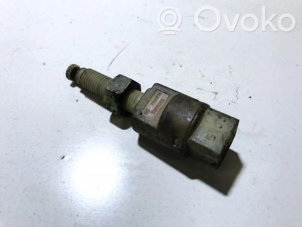 Audi A6 S6 C4 4A Comutator senzor pedală frână 