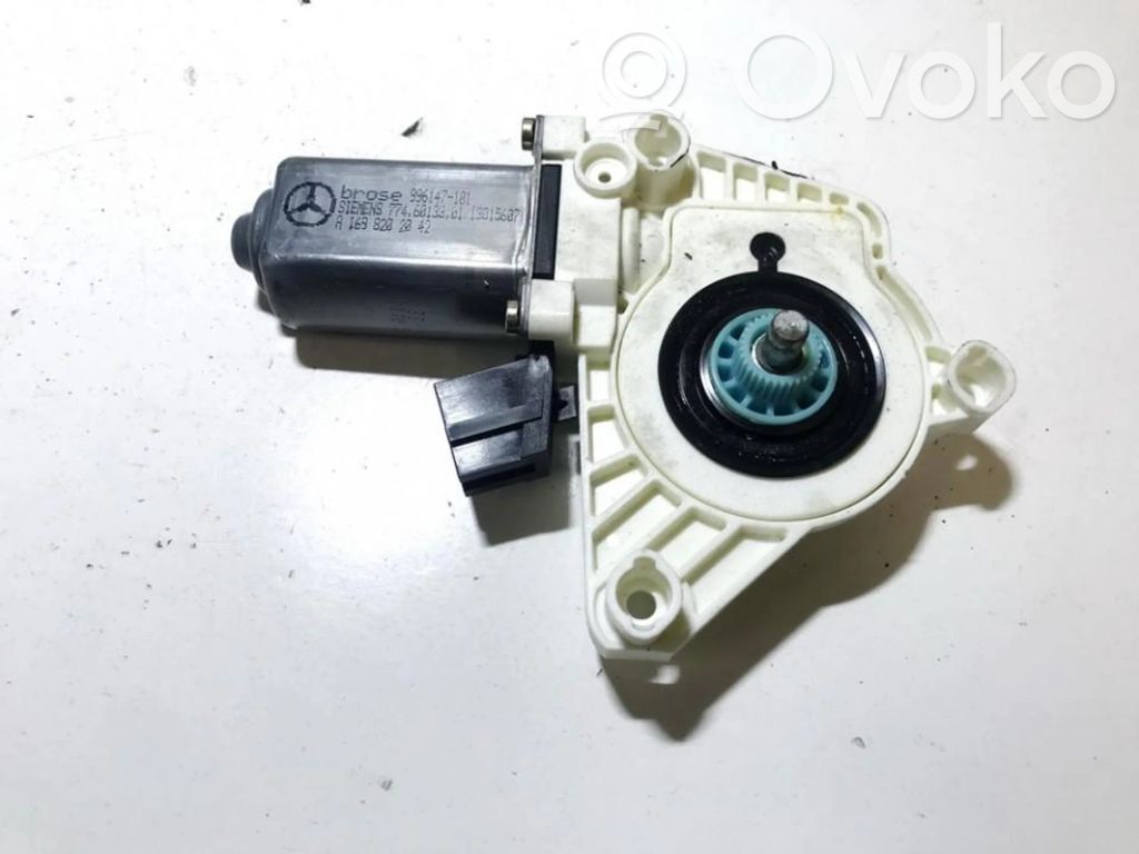 Mercedes-Benz A W169 Silniczek podnoszenia szyby drzwi tylnych 