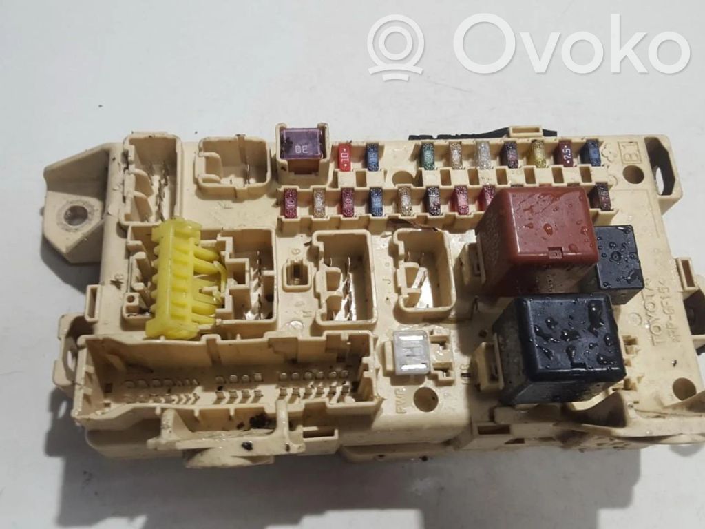 Toyota Avensis Verso Set scatola dei fusibili 