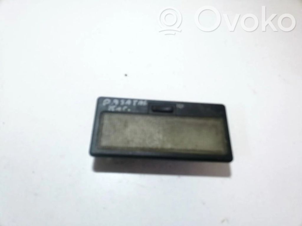 Luz del asiento trasero   357947105,357947105