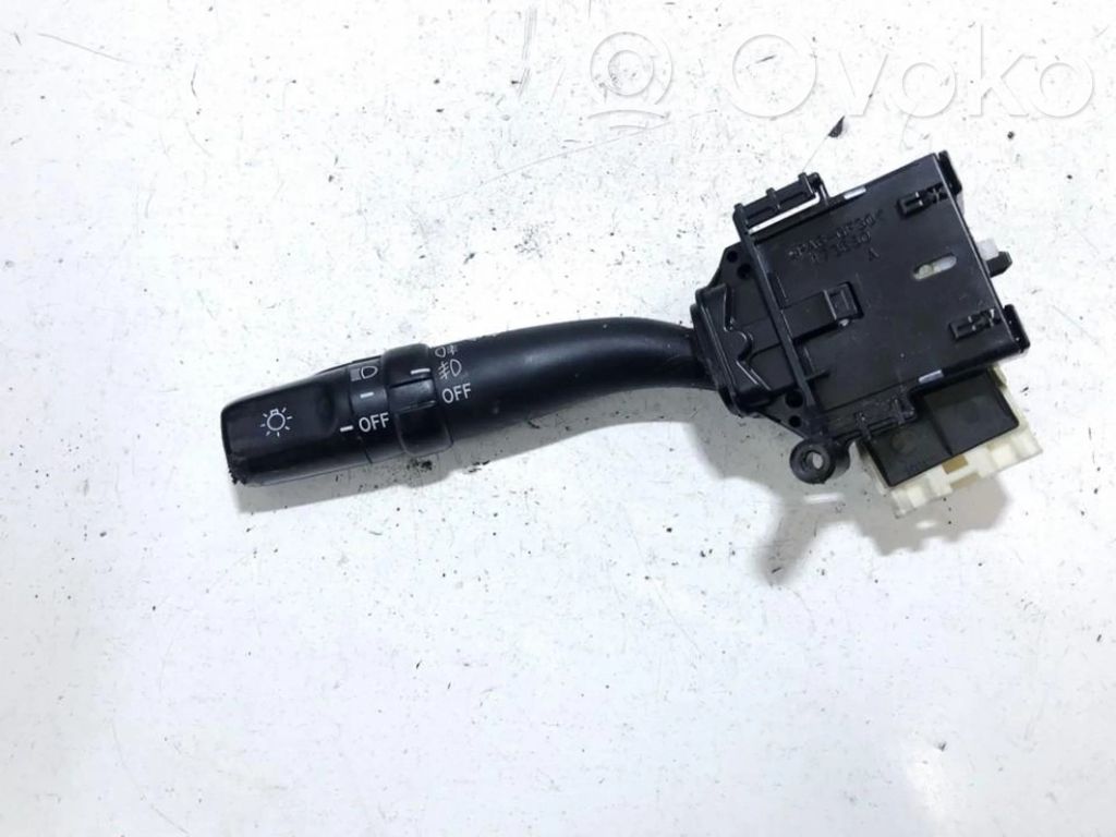 Toyota Avensis T250 Leva indicatori 