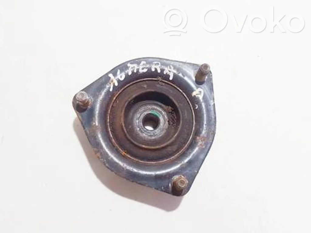 Nissan Almera N16 Supporto di montaggio della molla elicoidale 