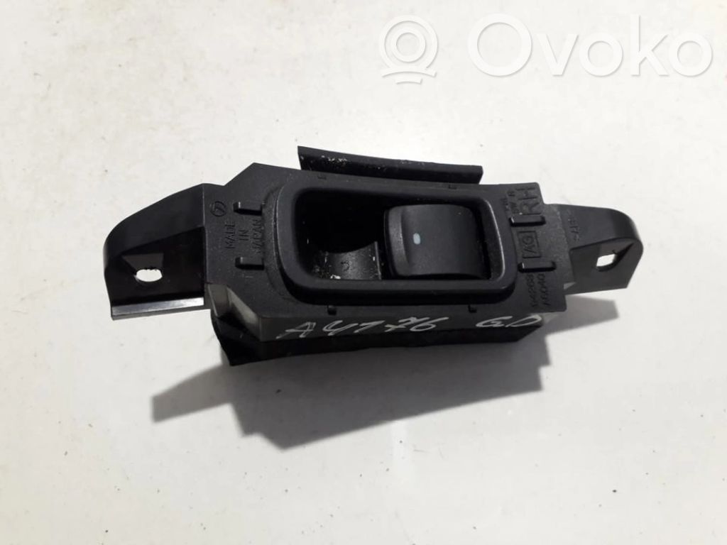 Subaru Outback Interruttore di controllo dell’alzacristalli elettrico