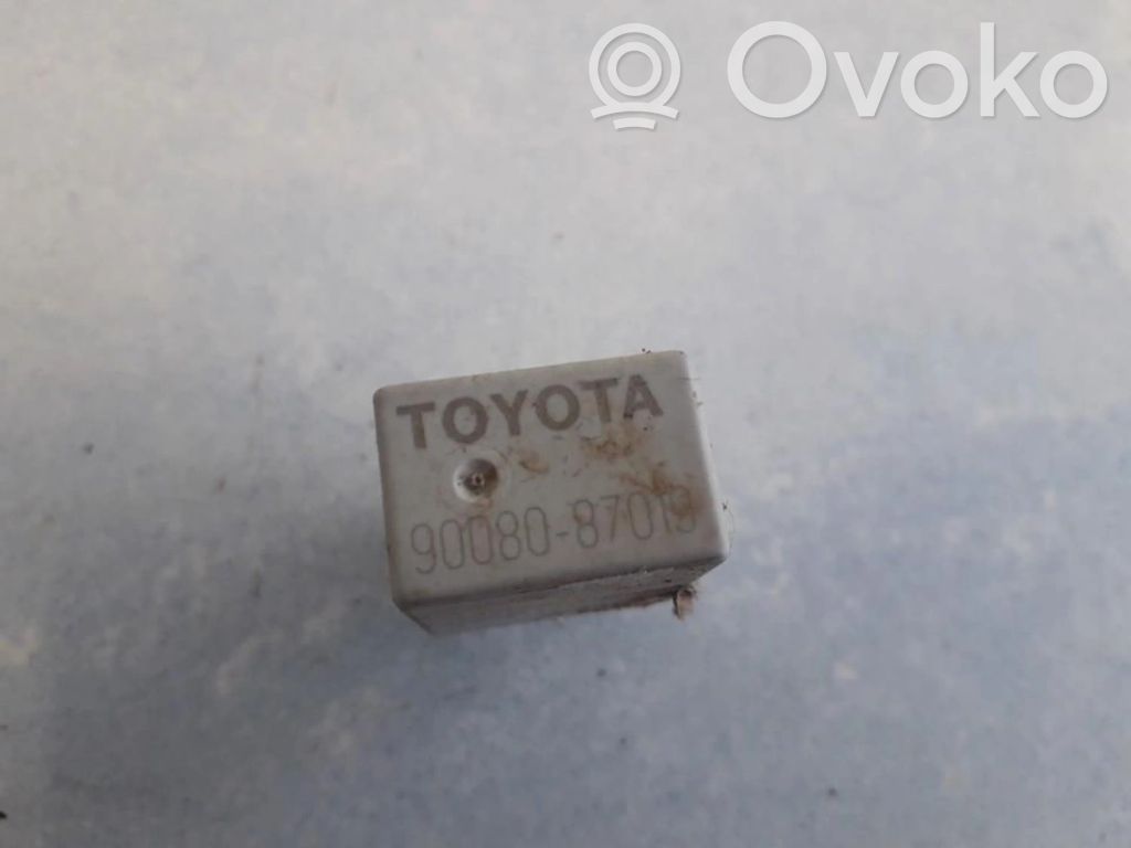 Toyota Avensis T250 Altri relè