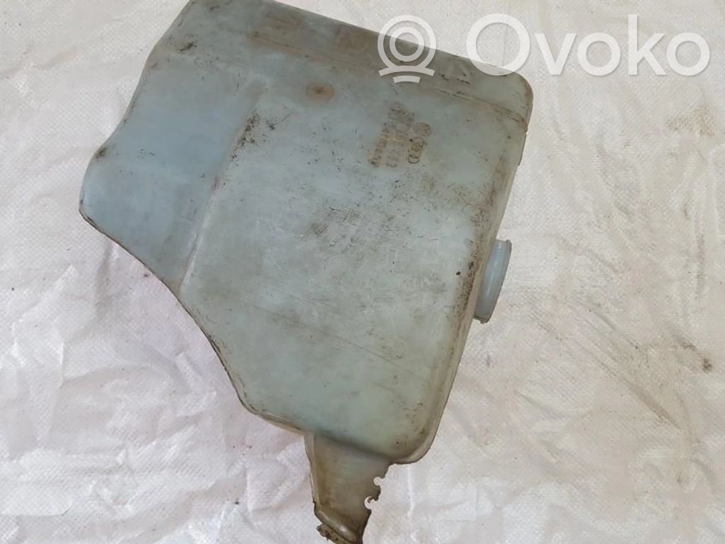 Volkswagen PASSAT B3 Wischwasserbehälter 