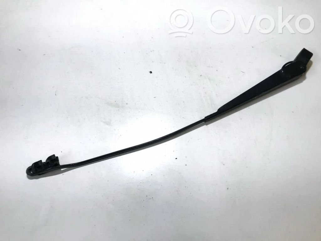 Ford Fiesta Braccio della spazzola tergicristallo anteriore 
