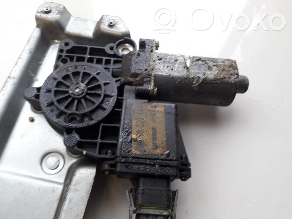 Opel Tigra A Motor del regulador de la ventanilla de la puerta delantera