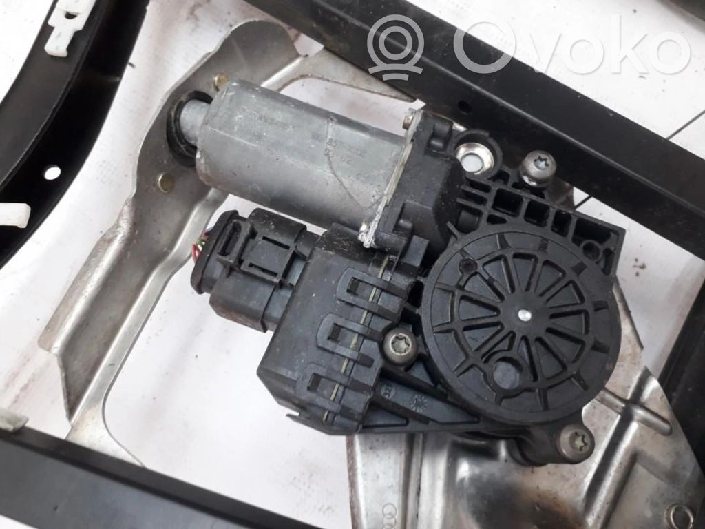 Audi A6 S6 C5 4B Motorino alzacristalli della portiera posteriore