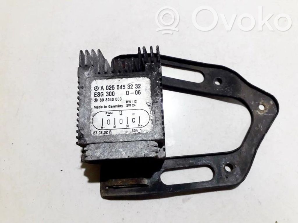 Mercedes-Benz A W168 Coolant fan relay 