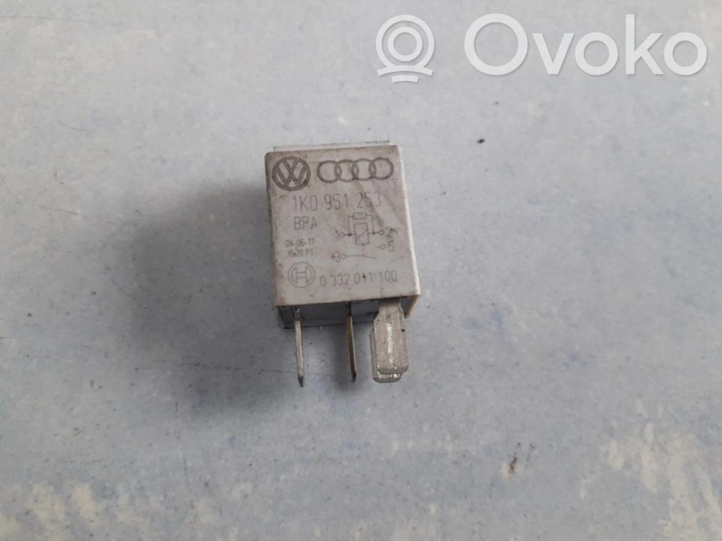 Volkswagen PASSAT B6 Alte relee 