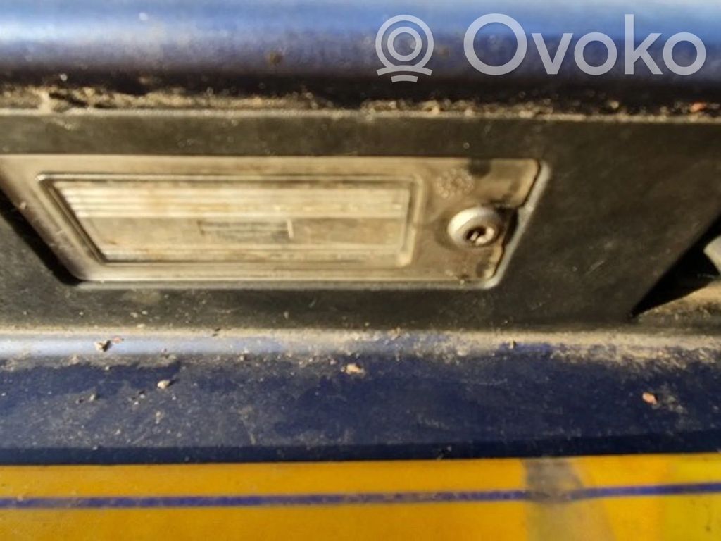 Volvo V70 Éclairage de plaque d'immatriculation