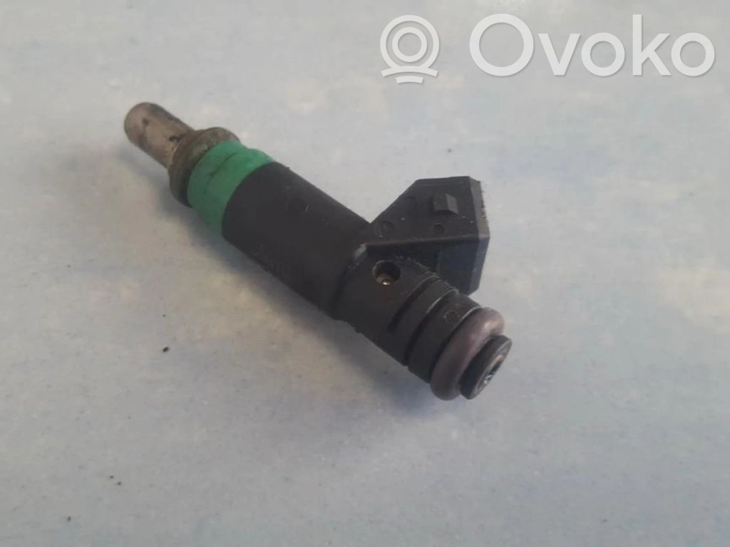 Volvo S40, V40 Inyector de combustible 
