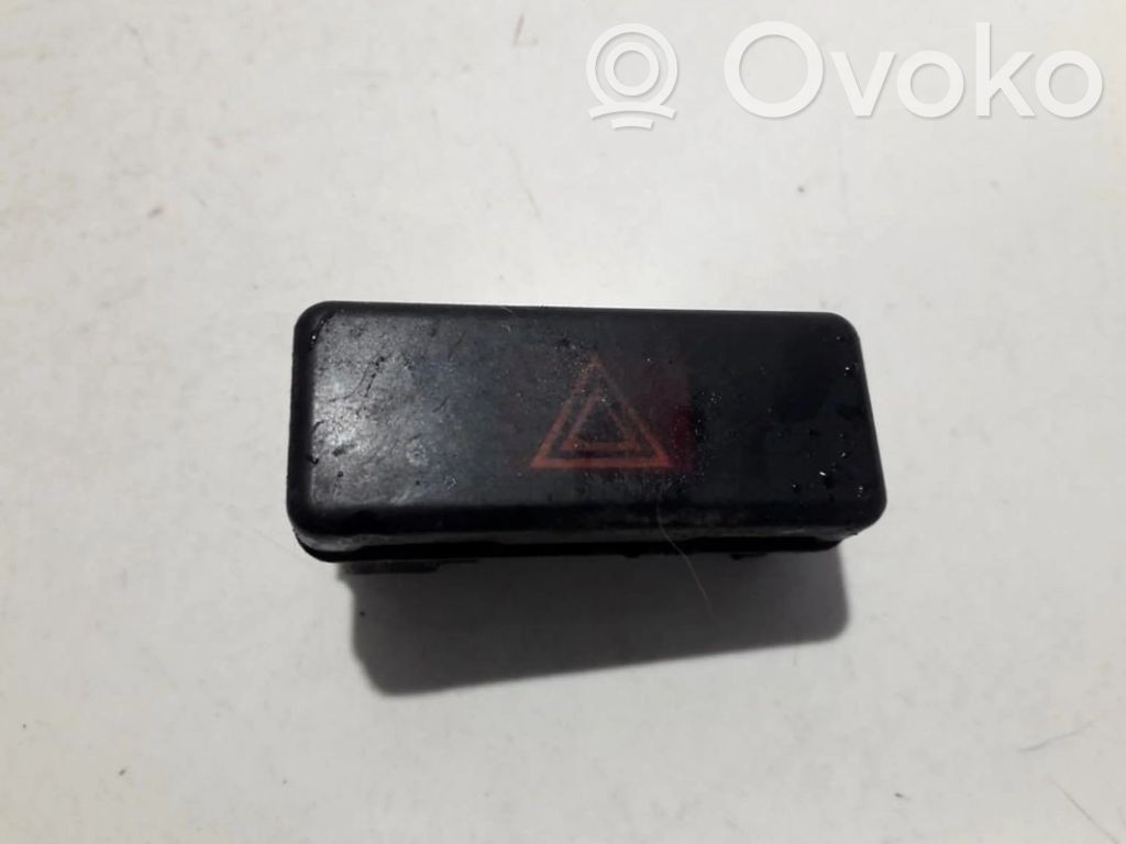 Hätävilkkujen kytkin   8350947,8350947