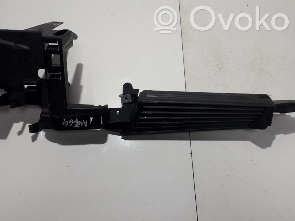 BMW 3 E90 E91 Otros repuestos del interior 