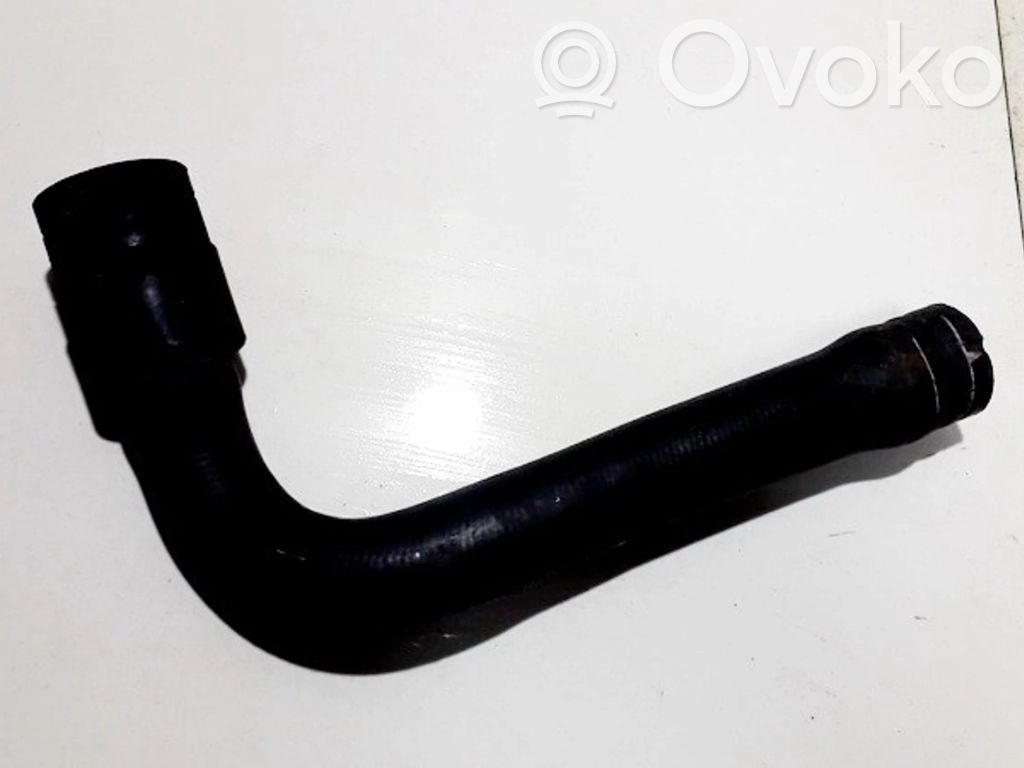 Audi A6 S6 C5 4B Tubo flessibile del liquido di raffreddamento del motore 