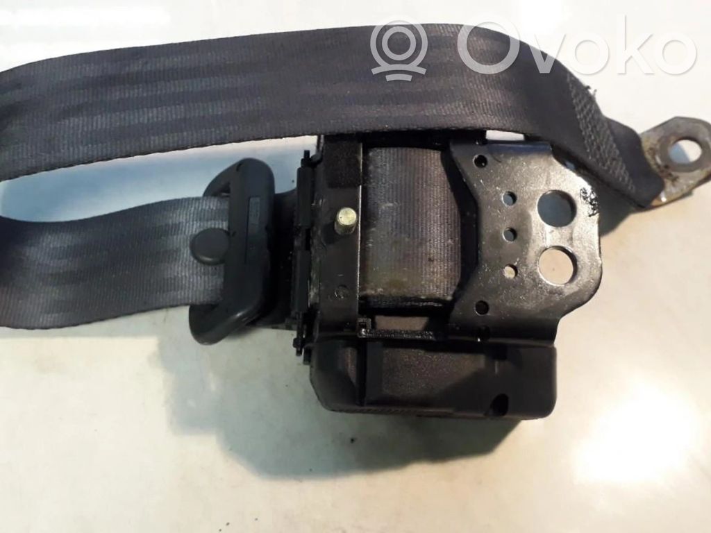 Volvo S40, V40 Cinturón trasero 