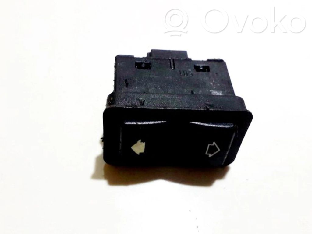 Interruptor del elevalunas eléctrico   8368974,8368974
