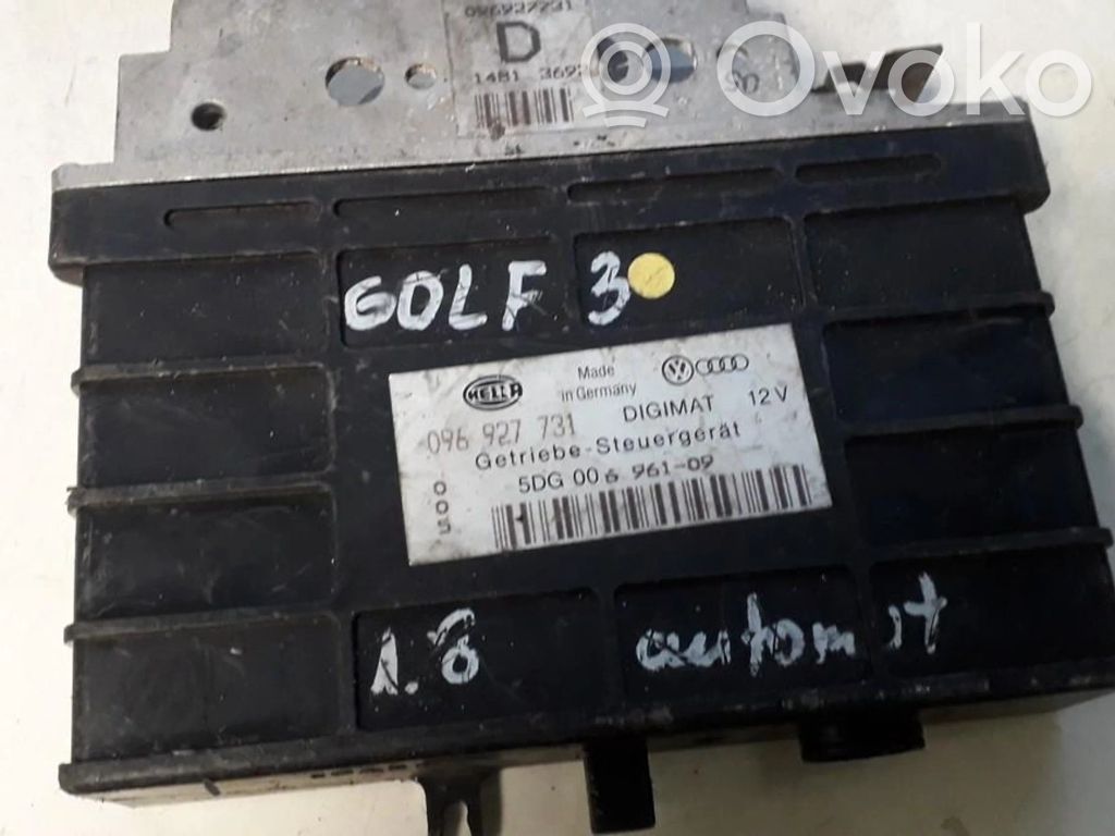 Volkswagen PASSAT B4 Unitate/modul de control cutie de viteze 