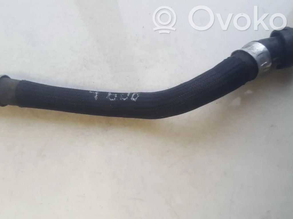 Citroen DS3 Tubo flessibile del liquido di raffreddamento del motore