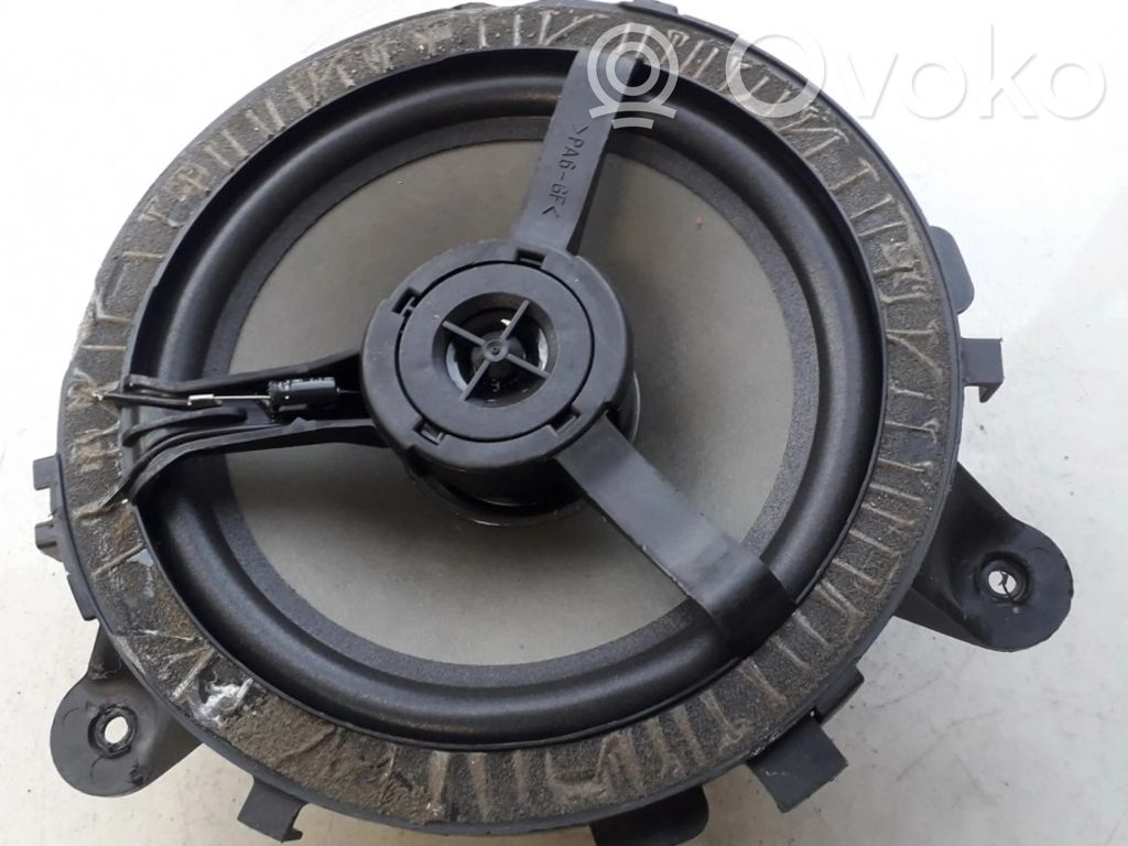 Volvo XC90 Altoparlante portiera anteriore 
