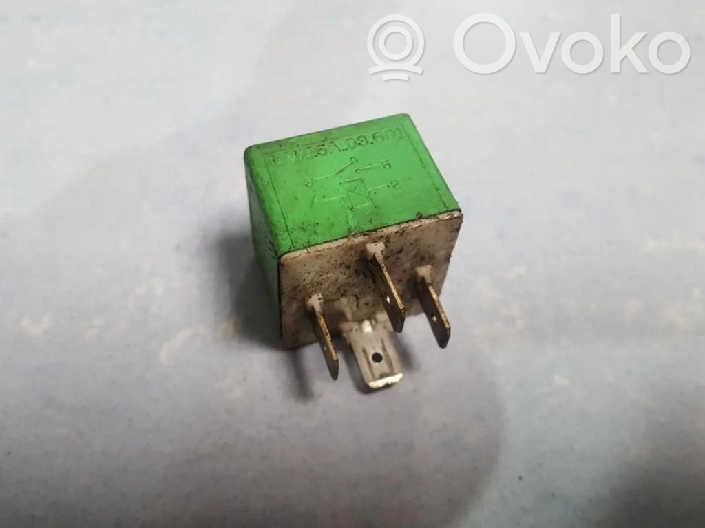 Alte relee   12V25A03601,12V25A03601