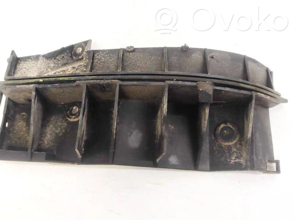 Takapuskurin kannake   8L0807377A,8L0807377A