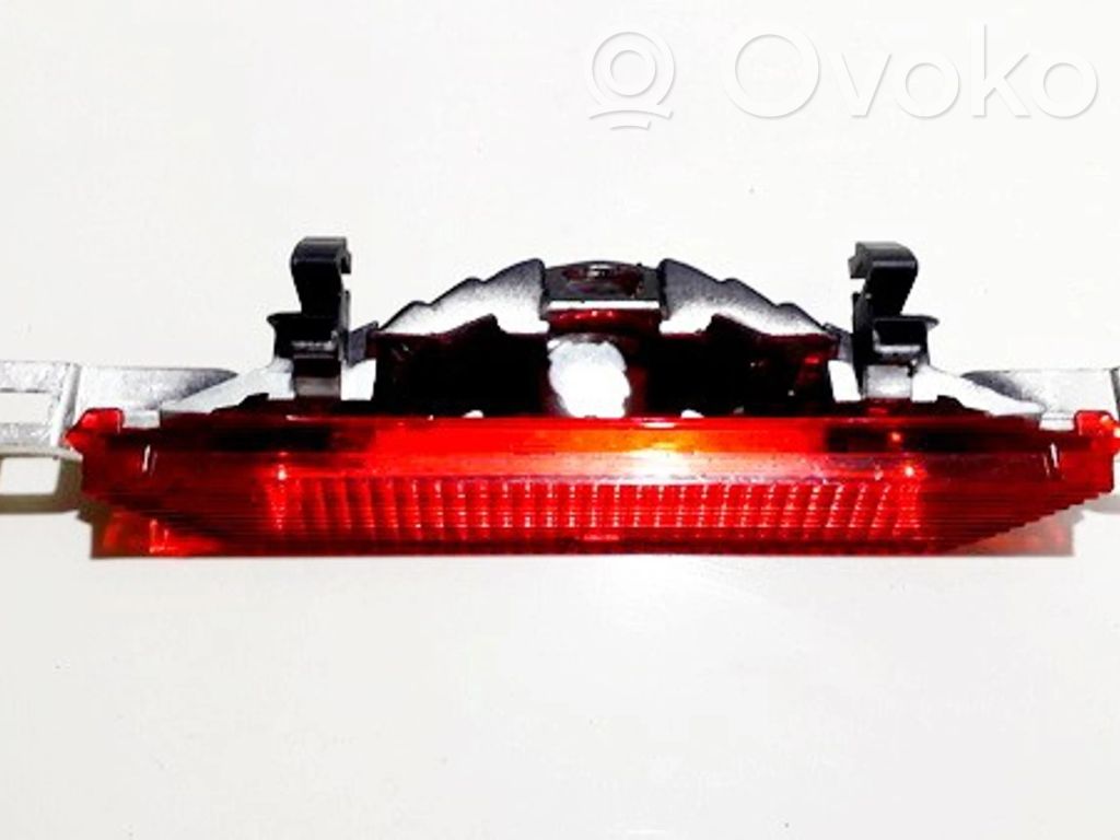 Papildomas stop žibintas   E111675,12V16W,12V16W,E111675