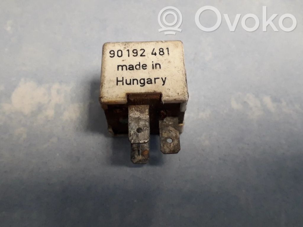 Opel Omega A Otros relés 
