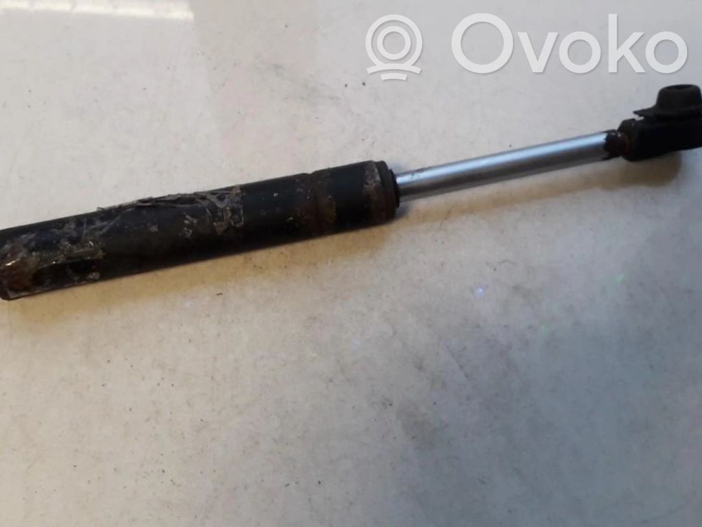Mazda 121 Amortizor hayon 