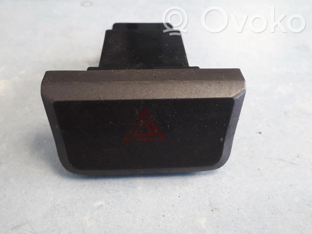 Hyundai Accent Botón interruptor de luz de peligro 