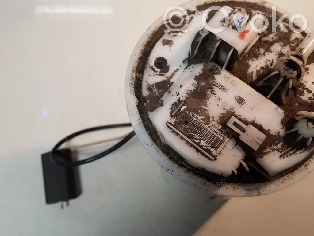 Renault Megane III Pompă combustibil în rezervor 