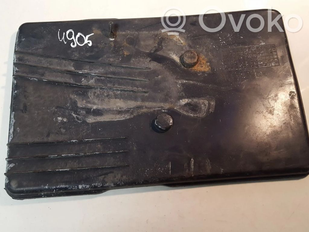 Toyota Avensis T250 Vassoio scatola della batteria 