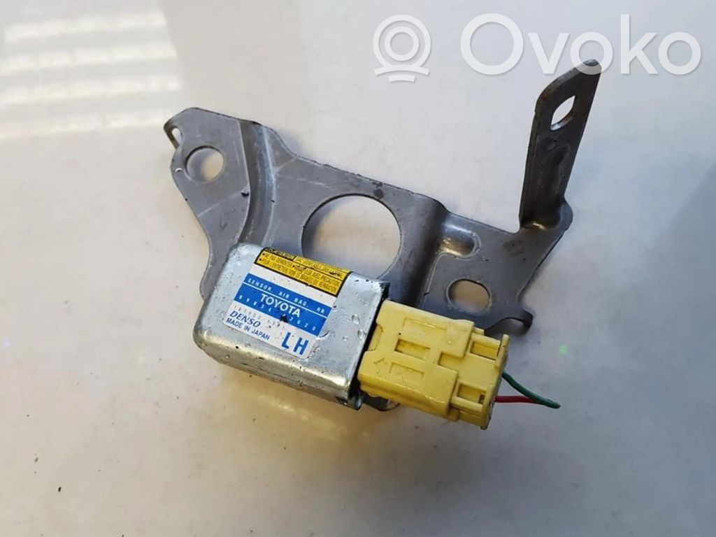Toyota RAV 4 (XA20) Senzor impact/declanșare airbag 
