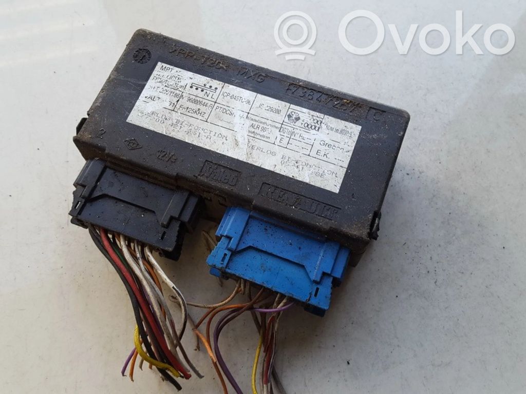 Renault Laguna I Modul confort 