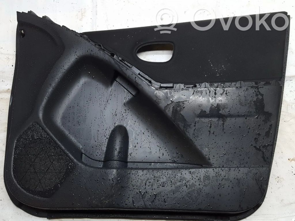 Toyota Yaris Garniture de panneau carte de porte avant 