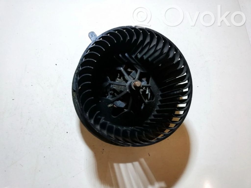 Skoda Octavia Mk2 (1Z) Ventilator aerotermă 
