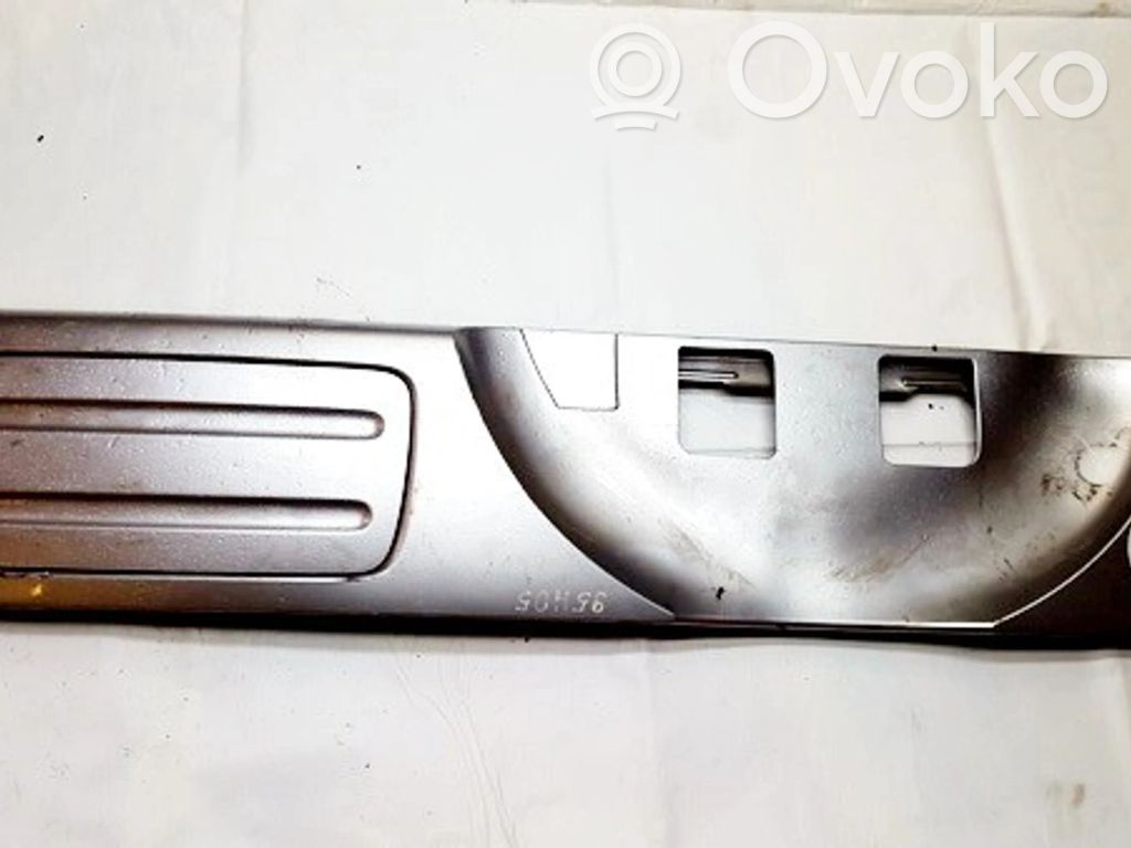 Honda CR-V Barra de luz de la matrícula/placa de la puerta del maletero