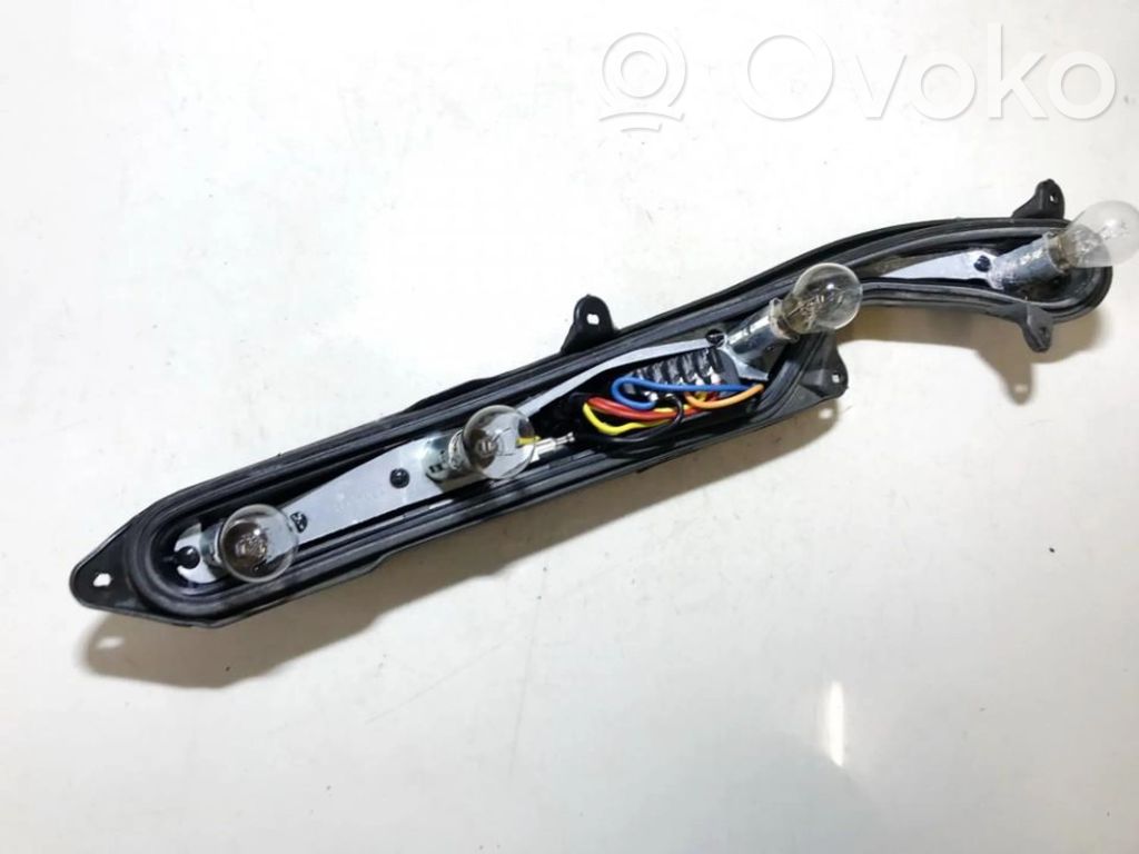 Fiat Marea Takavalon polttimon suojan pidike