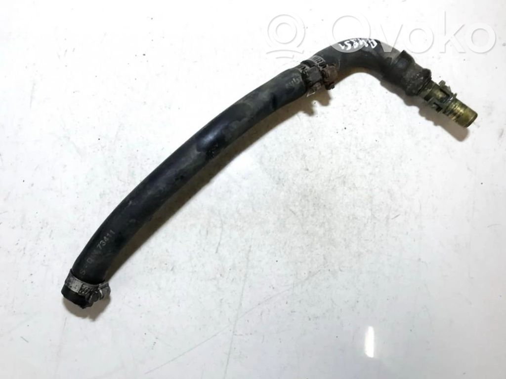 Engine coolant pipe/hose