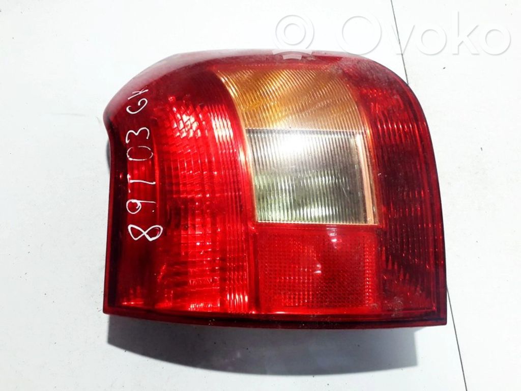 Toyota Corolla E120 E130 Lampă spate în caroserie 