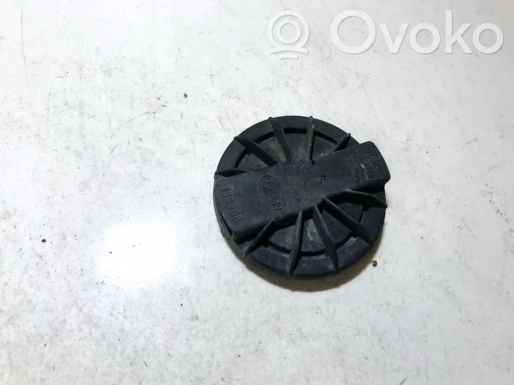 Deckel Abdeckung Scheinwerfer   133368,133368