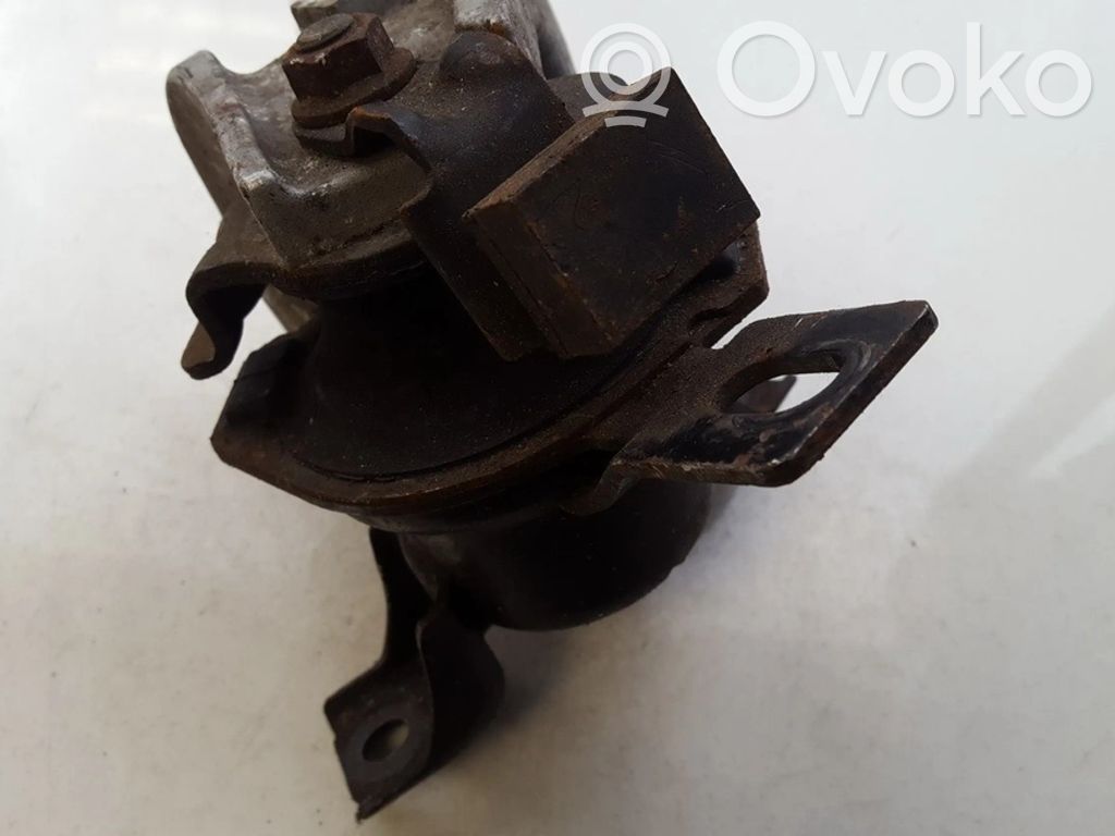 Mitsubishi Outlander Engine mount bracket 