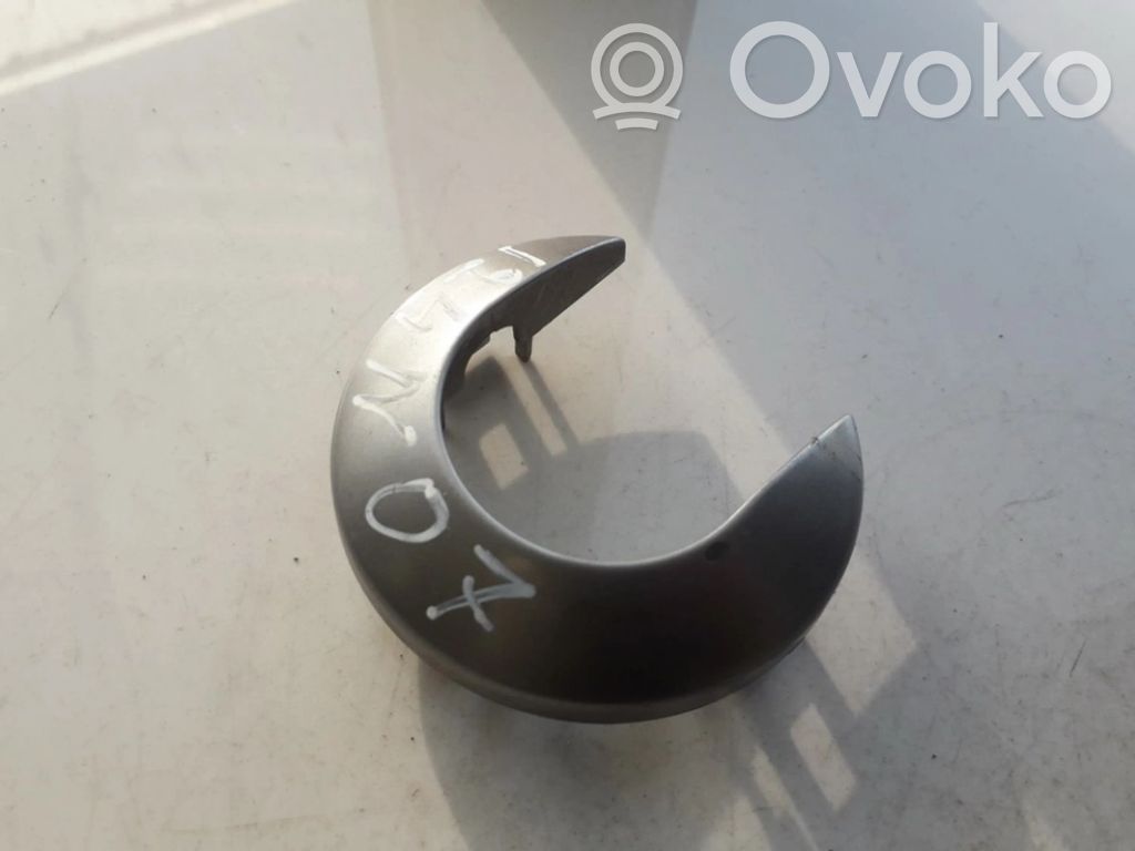 Nissan Note (E11) Altra parte interiore 