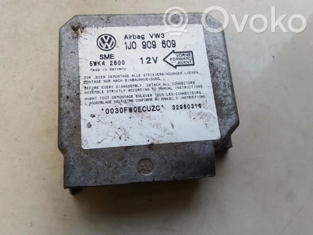 Volkswagen Golf IV Unitate/modul de comandă airbaguri 