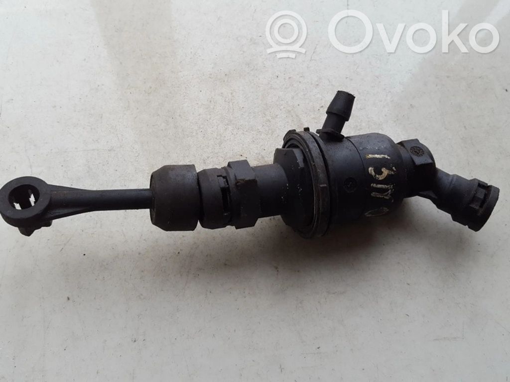 Nissan Micra Kytkimen pääsylinteri