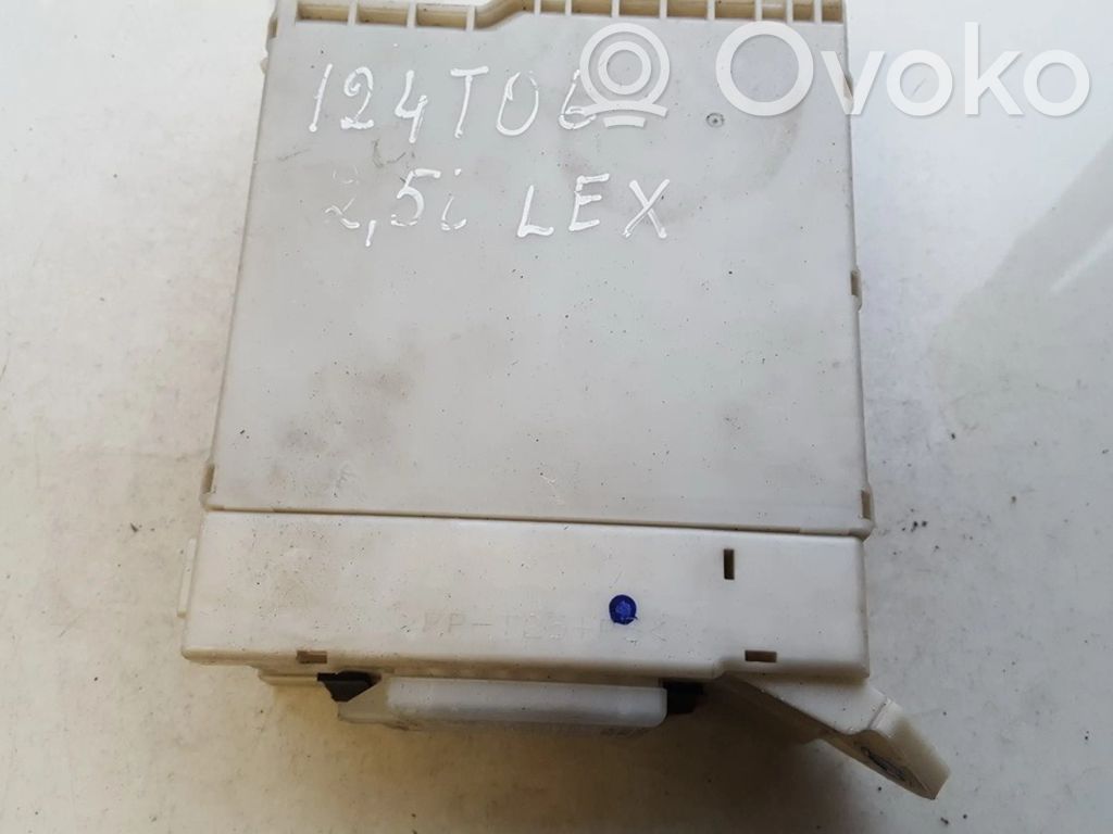 Lexus IS 220D-250-350 Set scatola dei fusibili